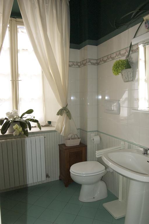 Palazzo Tucci Apartments Lucques Chambre photo