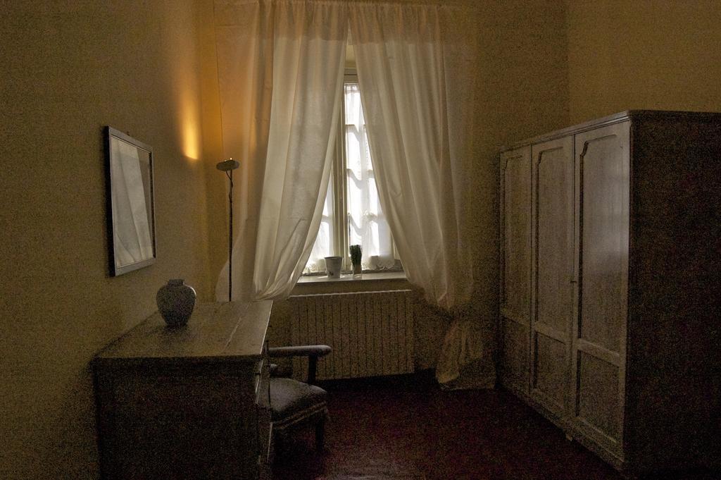Palazzo Tucci Apartments Lucques Extérieur photo