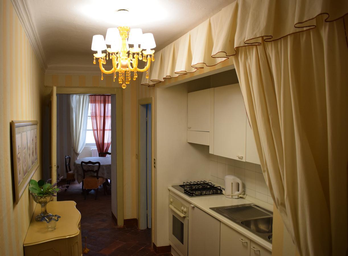 Palazzo Tucci Apartments Lucques Extérieur photo